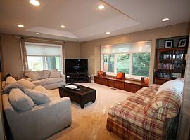 4914 Wheatstone Dr Fairfax,  in Fairfax, VA (Photo 10 of 12)