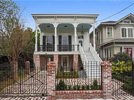 2023 Chestnut St New Orleans,  in New Orleans, LA