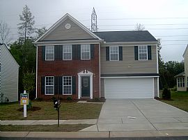 Beautiful New Home - Move-In Special ! in Charlotte, NC