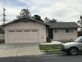 Ove-In-Ready! Charming Single Story Home!  in Richmond, CA