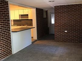 130 E Salem Dr Montgomery, Al 36109 in Montgomery, AL (Photo 3 of 5)