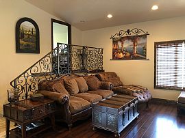 Tuscan Villa in Escondido, CA (Photo 4 of 11)