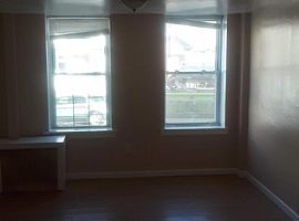 320 S Orange Ave Apt 4e Newark in Newark, NJ (Photo 5 of 7)