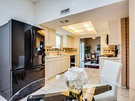 5601 N Camino De La Noche Tucson, Az 85718 in Tucson, AZ (Photo 4 of 12)