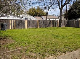  11413 Rupley Ln Dallas, Tx 75218 3 Beds 2 Baths 1,370 Sqft in Dallas, TX (Photo 9 of 12)