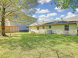 2219 Saxon Dr Houston, Tx 77018 3 Beds 1 Bath 1,110 Sqft in Houston, TX (Photo 12 of 12)