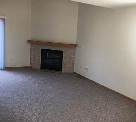 891 Hickory Creek Dr, Oconomowoc,  in Oconomowoc, WI (Photo 6 of 7)