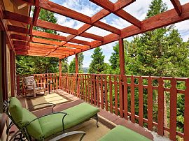 Chalet in The Forest - Modern Rustic Vibe in Los Angeles, CA (Photo 10 of 12)