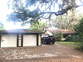 25206 E Highway 316 Salt Springs, Fl 32134 in Salt Springs, FL