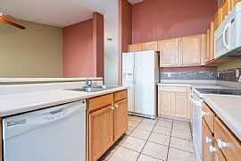 Amazing Home For Rent 3br, 2bth in Sun City, AZ (Photo 3 of 7)