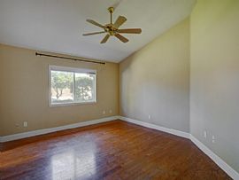  Awesome and Affordable Home For Rent 3br, 2bth in Phoenix, AZ (Photo 3 of 7)