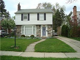 1711 Villa Rd, Birmingham in Birmingham, MI