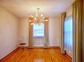 2223 Mary Catherine Dr Shively, Ky 40216 3 Beds 1.5 Baths 1,890 in Shively, KY (Photo 11 of 12)