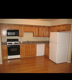1 Bedroom  in Avenel, NJ (Photo 3 of 6)