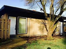 3625 Sw 104th Ave Apt 3, Beaverton,  in Beaverton, OR (Photo 9 of 9)