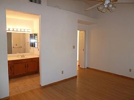 3021 E Siesta Ln, Phoenix, Az in Phoenix, AZ (Photo 6 of 12)