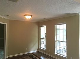 121 Dawn Dr, Madison, Al 35758 in Madison, AL (Photo 4 of 5)