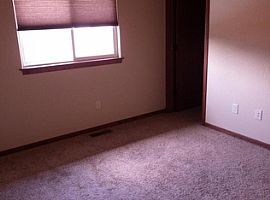 629 Degeest Dr, Rapid City, Sd 57703 3 Beds 2 Baths 1,838 Sqft in Rapid City, SD (Photo 2 of 8)