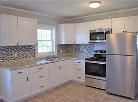 311 Rhyne Cir, Gastonia, Nc 28054 3 Beds 1 Bath 1,330 Sqft in Gastonia, NC (Photo 7 of 7)