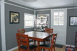 4 Bd  1.5 Ba  1,600 Sqft in South Hadley, MA (Photo 2 of 9)