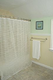 4 Bd  1.5 Ba  1,600 Sqft in South Hadley, MA (Photo 7 of 9)