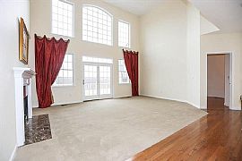 4 Bd  3.5 Ba   3,850 Sqft in Methuen, MA (Photo 12 of 12)