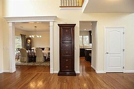 4 Bd  3.5 Ba   3,850 Sqft in Methuen, MA (Photo 3 of 12)