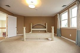 4 Bd  3.5 Ba   3,850 Sqft in Methuen, MA (Photo 9 of 12)