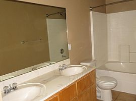 Enchanting 3 Bedroom Home in Killeen, TX (Photo 6 of 12)