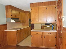 3 Bd  2 Ba   1,539 Sqft in Harvard, MA (Photo 6 of 9)