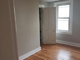 4 Bd   2 Ba   1,600 Sqft in Worcester, MA (Photo 10 of 10)