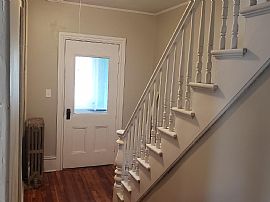 4 Bd   2 Ba   1,600 Sqft in Worcester, MA (Photo 2 of 10)