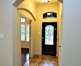 3 Bedroom in Magnolia, TX (Photo 4 of 6)