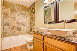 Beautiful Home in Upscale Neighborhood, Lakota Schools in Liberty Township, OH (Photo 2 of 11)