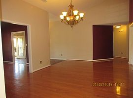 10715 Hunters Ct E, Mobile, Al 36695 in Mobile, AL (Photo 3 of 5)