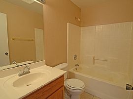 2221 E Union Hills Dr Unit 122, Phoenix, Az  in Phoenix, AZ (Photo 11 of 12)