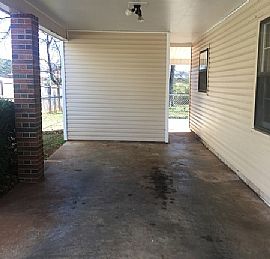 3519 Conger Rd Sw, Huntsville, Al 35805 in Huntsville, AL (Photo 2 of 9)