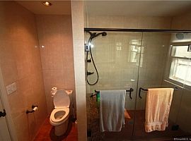 72 Mohegan Dr, West Hartford, Ct 06117 in Bishops Corner, CT (Photo 5 of 5)