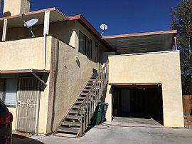 Beautifully Remodeled Upstairs Apartment in Ridgecrest, CA (Photo 4 of 12)