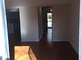   $1,395/mo3 Bd2.5 Ba1,517 Sqft  6429 New Market Way, Raleigh,  in Raleigh, NC (Photo 3 of 12)