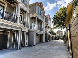   $3,200/mo3 Bd3.5 Ba2,128 Sqft  635 W 17th St, Houston, Tx 770 in Houston, TX (Photo 3 of 12)