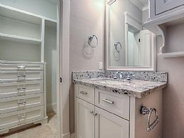   $3,200/mo3 Bd3.5 Ba2,128 Sqft  635 W 17th St, Houston, Tx 770 in Houston, TX (Photo 5 of 12)