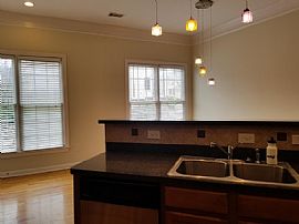   $2,500/mo4 Bd2.5 Ba2,310 Sqft  540 Martin St Se, Atlanta, Ga  in Atlanta, GA (Photo 3 of 12)