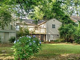 Charming 3 Bedroom Home in Atlanta in Atlanta, GA (Photo 9 of 9)