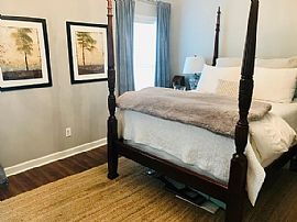 Charming 3 Bedroom Home in Marietta in Marietta, GA (Photo 5 of 8)