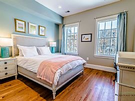 A Contemporary Home in a Wonderful Location in Washington, DC (Photo 6 of 8)