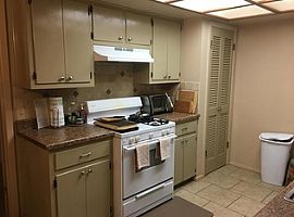 Townhouse For Rent  in Austin, TX (Photo 3 of 12)