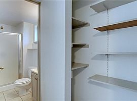 Condo For Rent in Austin, TX (Photo 10 of 11)