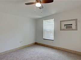Condo For Rent in Austin, TX (Photo 9 of 11)