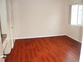 Beautiful Large 2 Bedroom Townhouse   in Redondo Beach, CA (Photo 9 of 9)